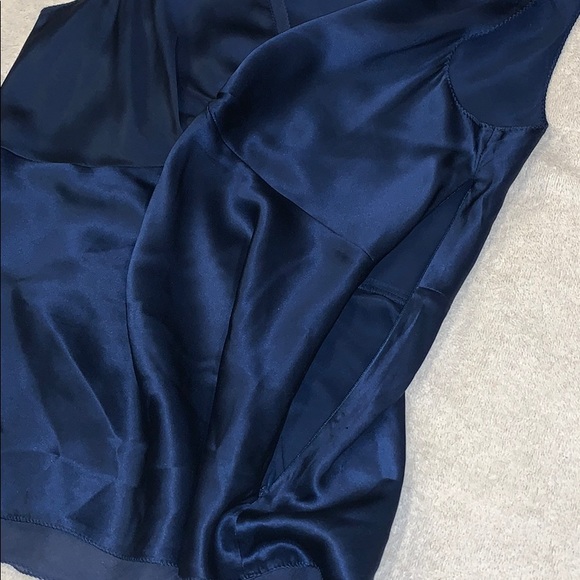 The Limited Blouse - Picture 4 of 5